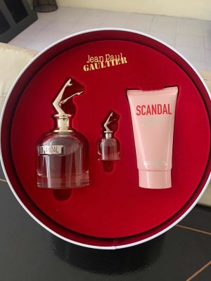 SET SCANDAL 3 PZAS DAMA